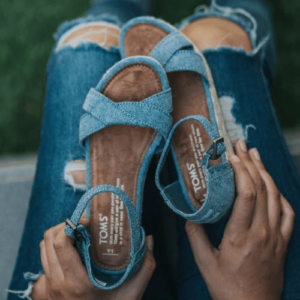 Slides shoes